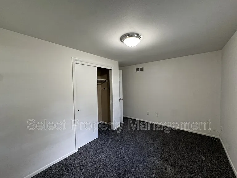 7001 Blake Dr — Photo 14