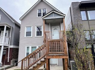2725 W Barry Ave #2, Chicago, IL 60618