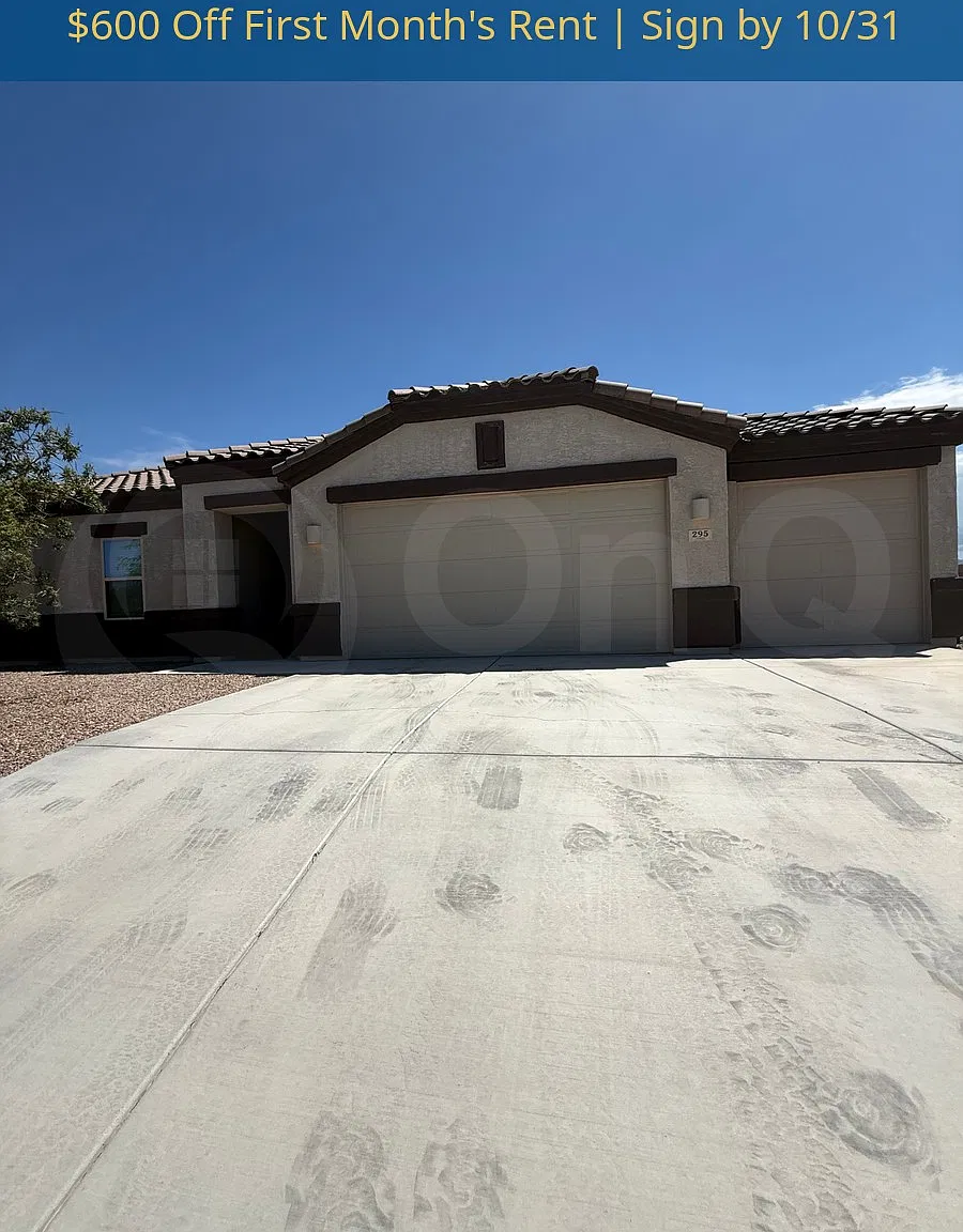 4 bed, 2.0 bath, 2101 sqft, $2,450 — Photo 1