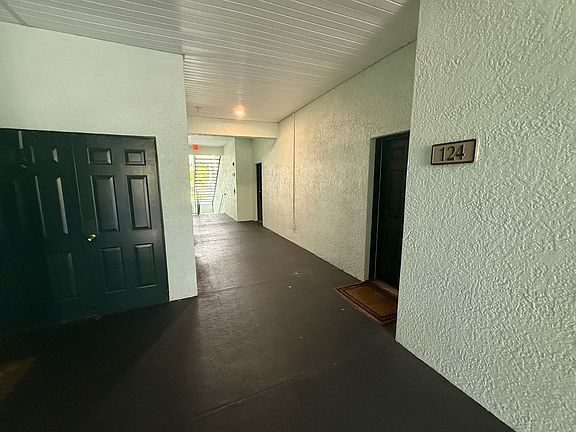 3rd image of 785-1 Oakleaf Plantation Pkwy Unit 123