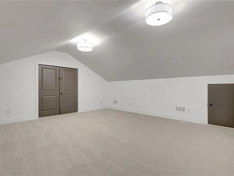 10559 Serenbe Ln — Photo 37