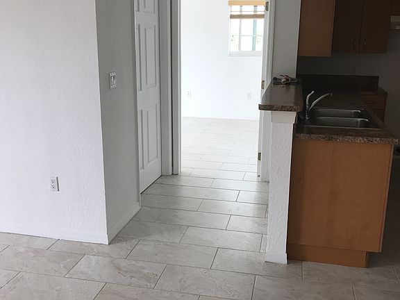 4th image of 295 NW 57th Ave APT 301