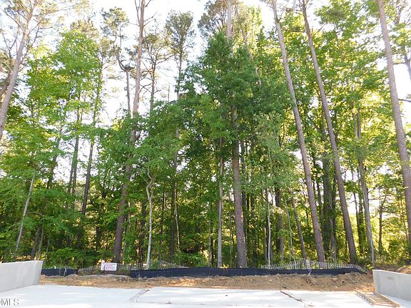 4th image of 2546 Vining Branch Way