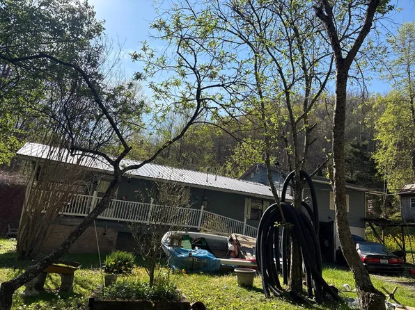 4818 Dix Frk, Sidney, KY 41564