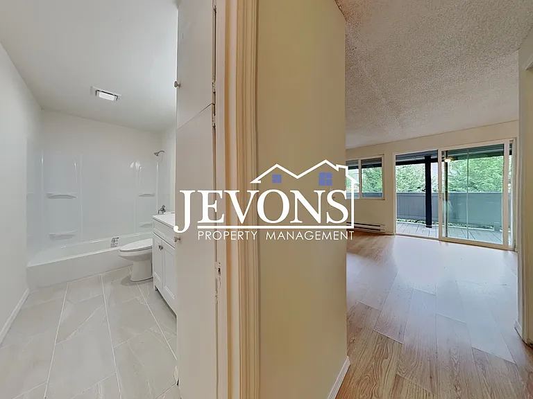 3915 Mason Loop Rd #4 — Photo 15