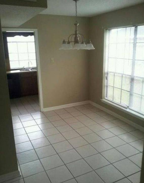 1st image of 1102/1104 Willow Creek Dr