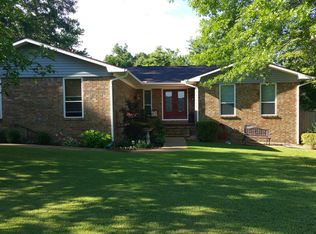 100 S Kingswood Dr, Mountain Home, AR 72653