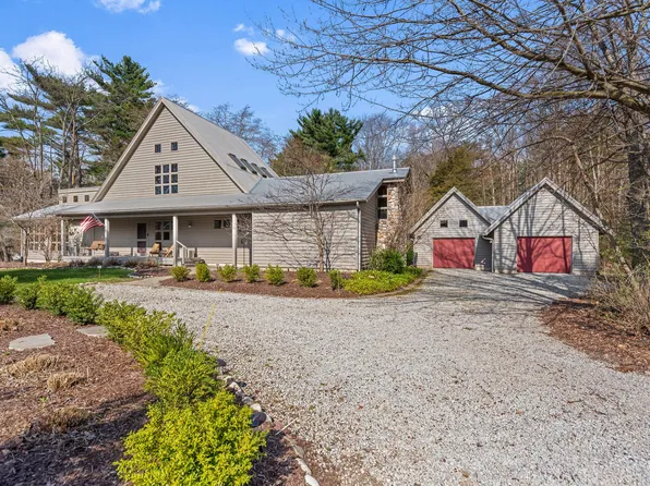 13670 Cottonwood Ln, Harbert, MI 49115