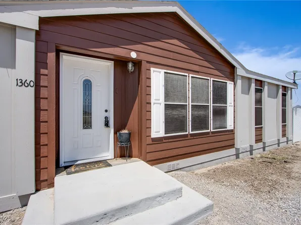 1360 S Bannavitch St, Pahrump, NV 89048