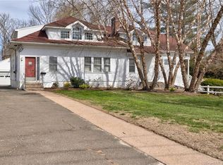 2130 Main St, Glastonbury, CT 06033