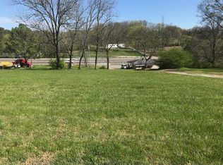 1436 S Water Ave, Gallatin, TN 37066