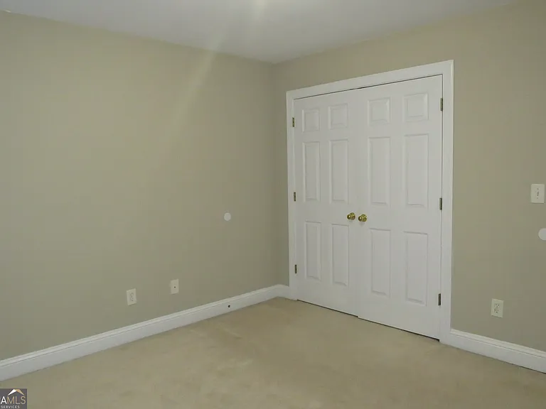 2205 Crescent Walk — Photo 45