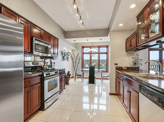 3rd image of 18600 S Pine Lake Dr #2A