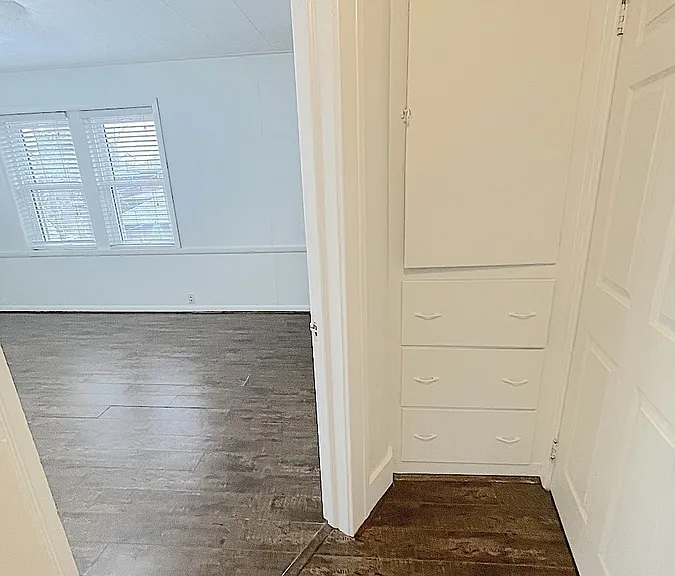 1515 Pelissier St — Photo 27