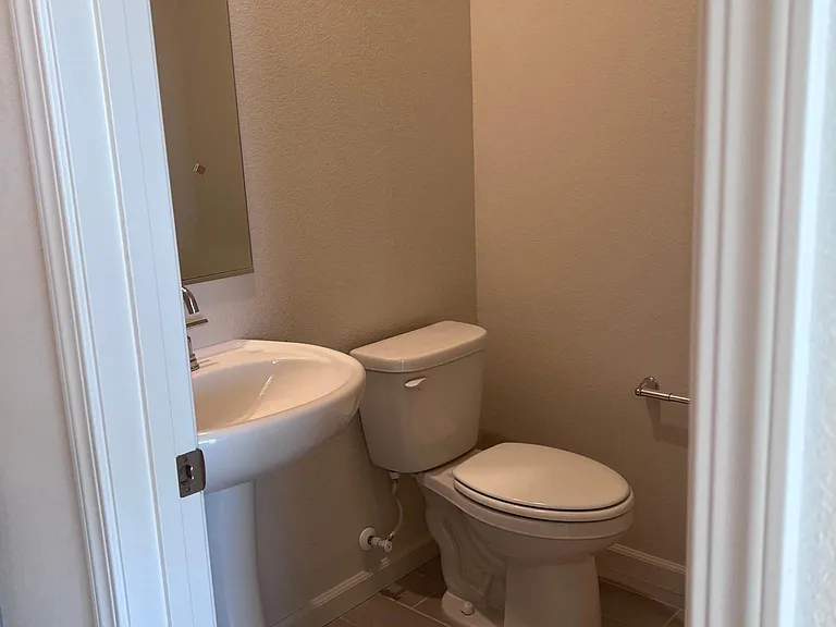 3064 Tower St — Photo 25