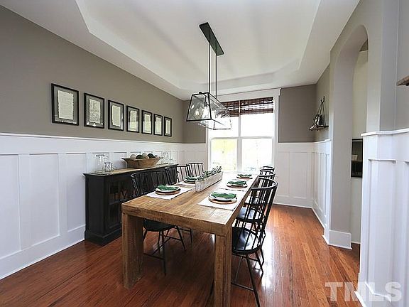 5th image of 561 E Hatterleigh Ave