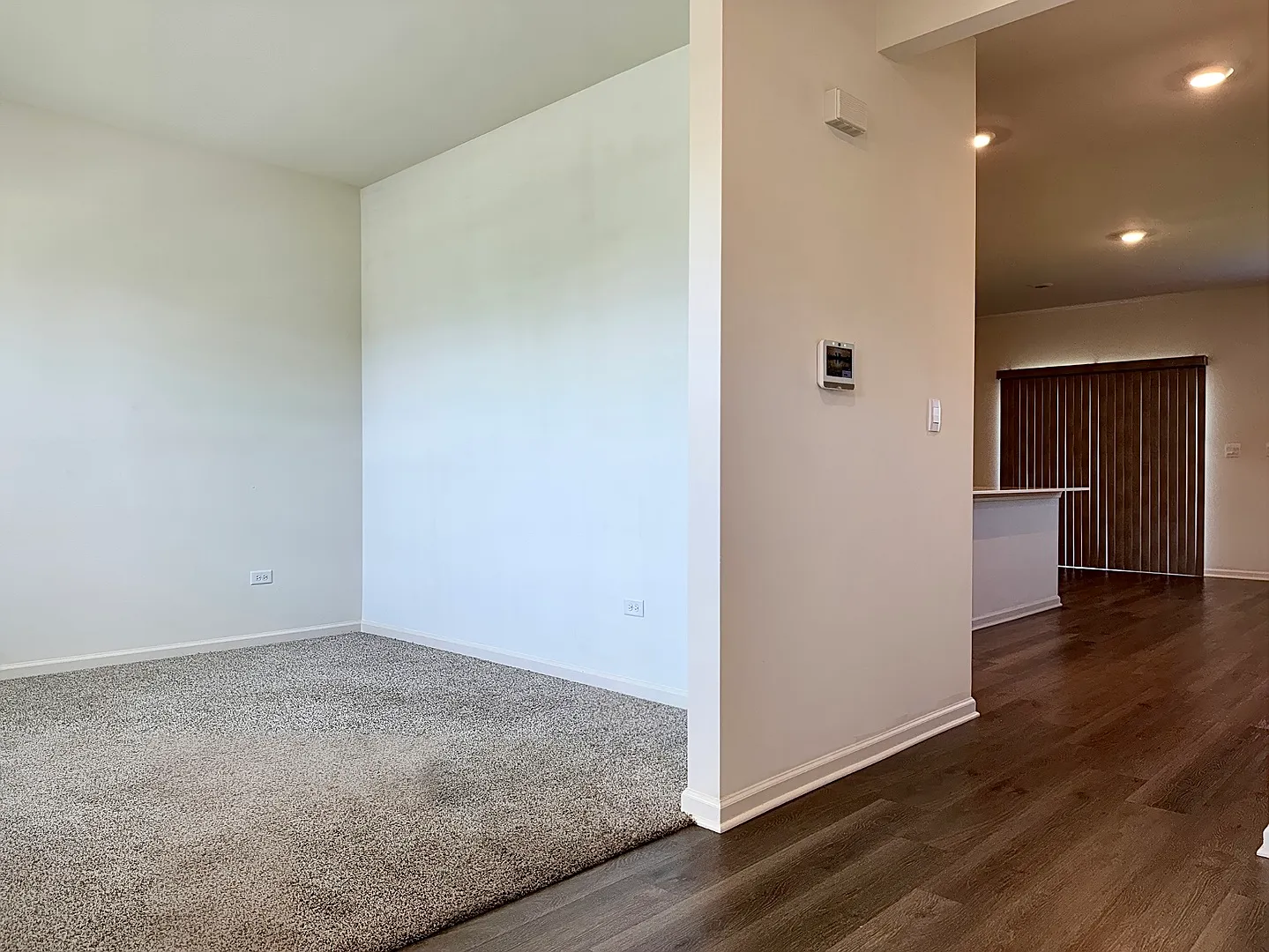 4 bed, 2.5 bath, 2600 sqft, $3,800 — Photo 3