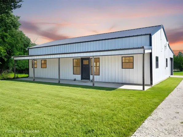 411 Avila Ln, Briggs, TX 78608