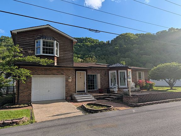 2nd image of 27 Maple Ave