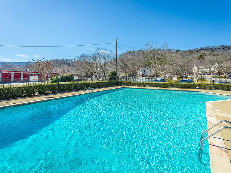 900 Mountain Creek Rd #J131 — Photo 37