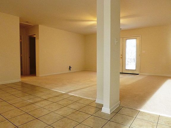 2nd image of 12869 Bel Air Cir