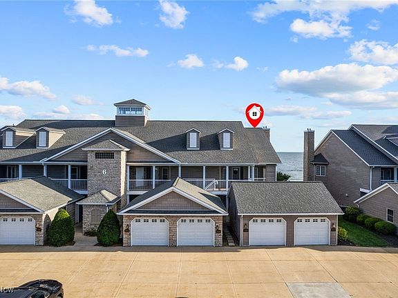 3rd image of 2920 Whispering Shores Dr