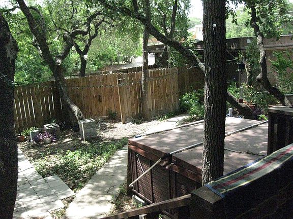 3rd image of 3326 Scenic Ln APT B