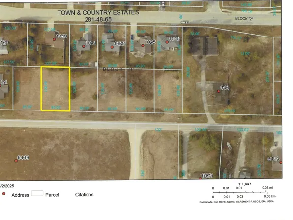 Sawyer Dr #8, Sturgeon Bay, WI 54235