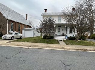 371 High St, Dayton, VA 22821