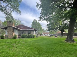 702 High St, Henryetta, OK 74437