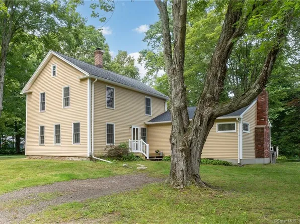 9 Beecher Road, Woodbridge, CT 06525