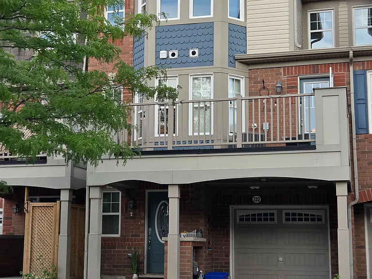 222 Mortimer Cres — Photo 6