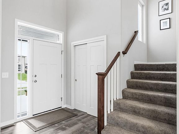 5th image of 12638 Carpenter St