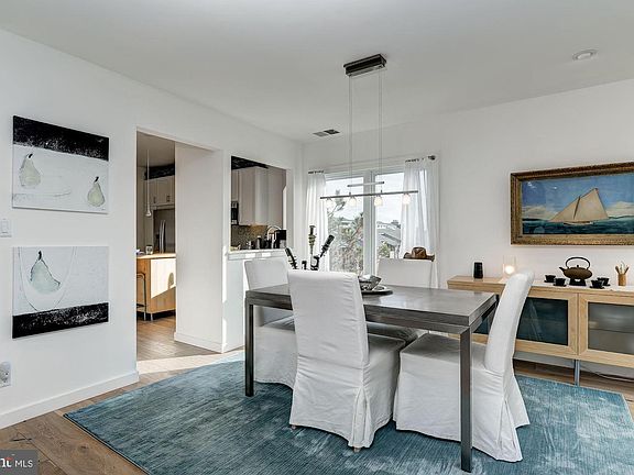 5th image of 2008 Quay Village Ct APT 202