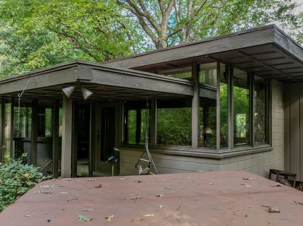 36619 Normandale DRIVE, Oconomowoc, WI 53066