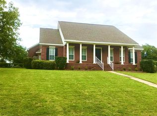 1679 Rambling Brook Ln, Prattville, AL 36066