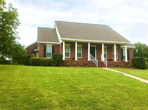 1679 Rambling Brook Ln, Prattville, AL 36066