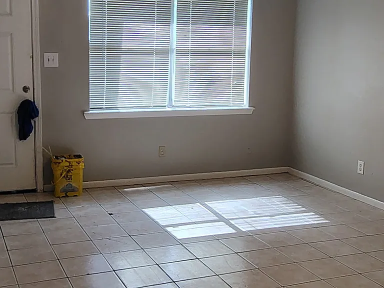 4616 Singletary Rd #1 — Photo 2