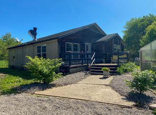 2315 Oak Forest Rd, Buchanan, MI 49107