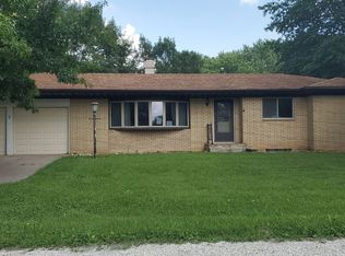7 Cottonwood Ln, Colona, IL 61241