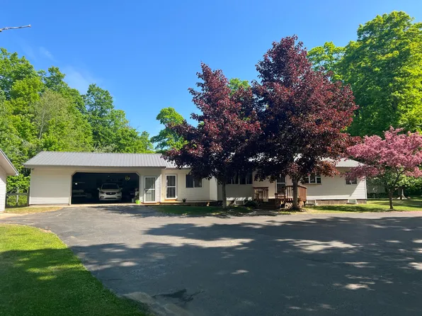 23284 Co #438, Mc Millan, MI 49853