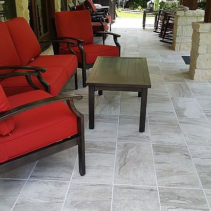 Tiles expansive back porch