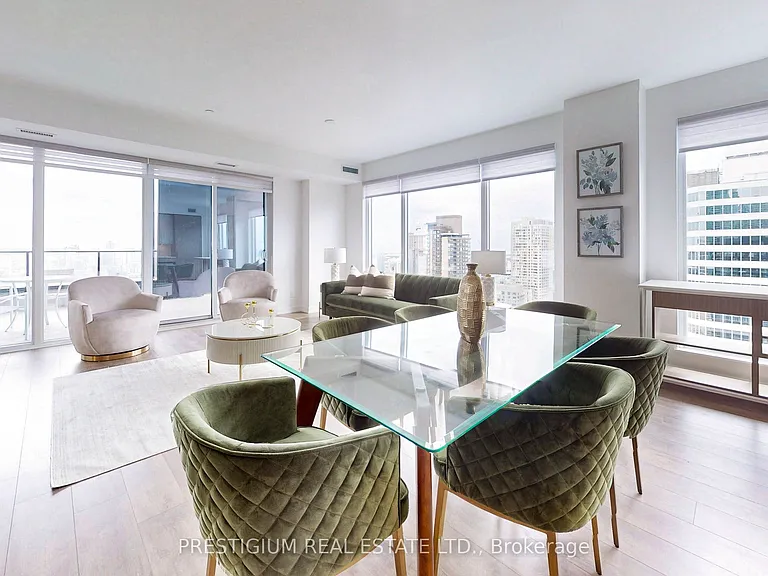 20 Edward St #Penthouse 02 — Photo 8