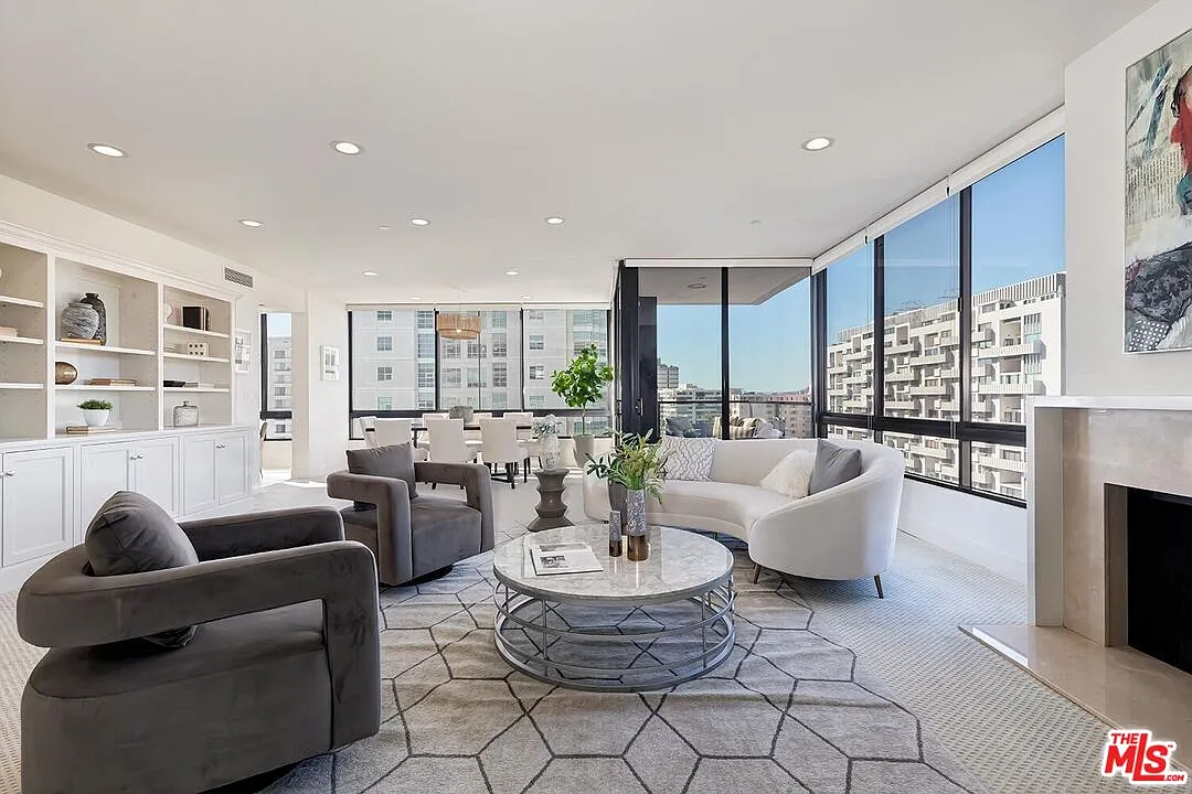 2 bed, 3.0 bath, 1834 sqft, $8,000 — Photo 4