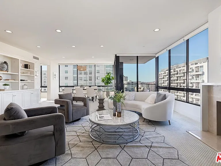 10350 Wilshire Blvd #1102 — Photo 5