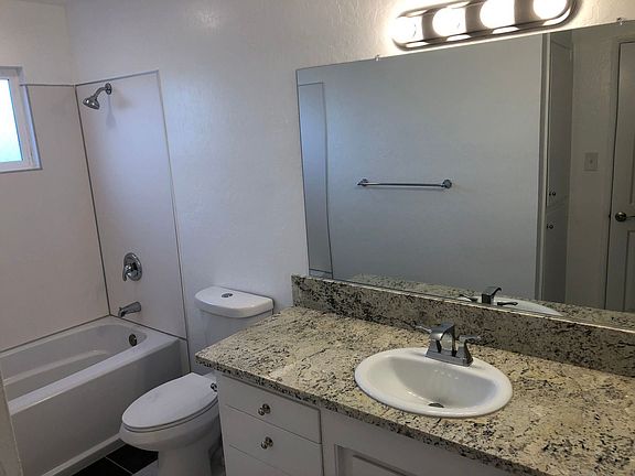 3rd image of 1263 E Oak Ave APT A