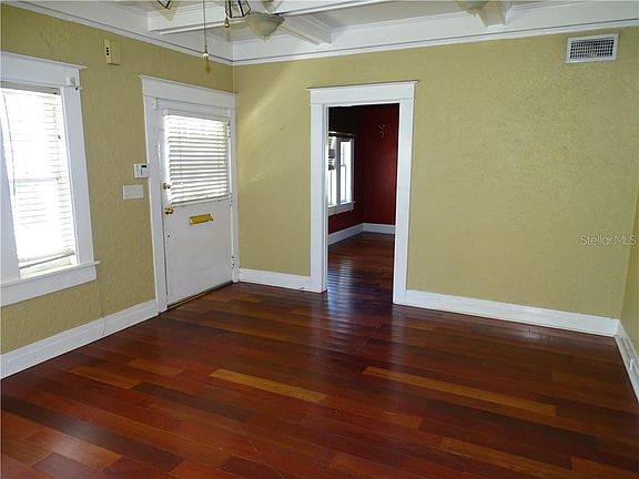4th image of 3815 W San Pedro St