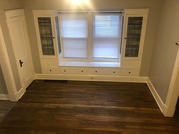 4th image of 1482 Lakewood Ave