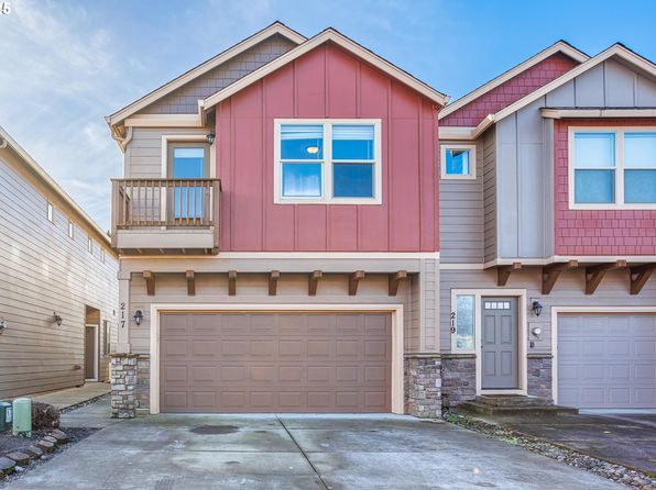 217 N 33rd Ct, Ridgefield, WA 98642