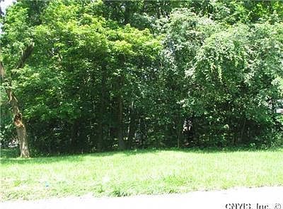 1st image of 313 Parrish Ln